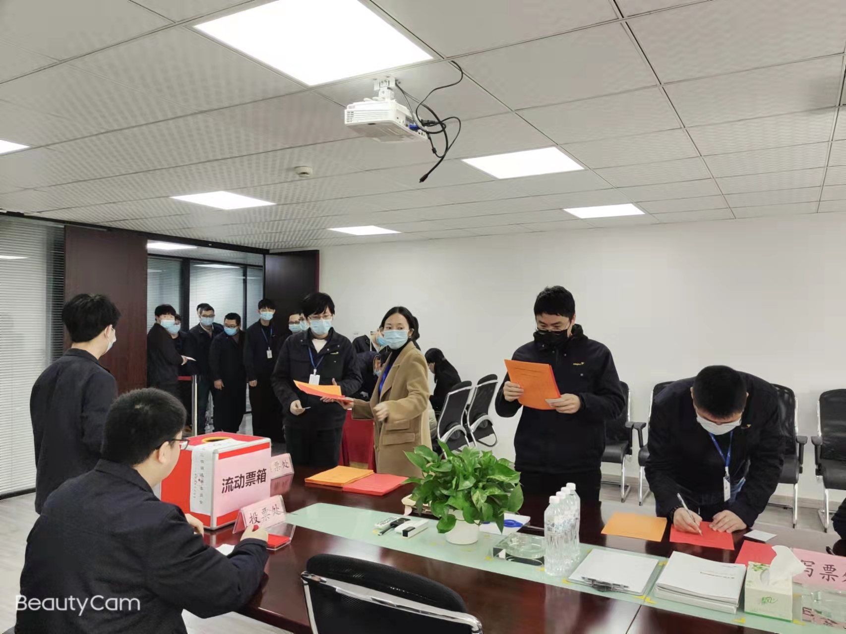 浙大彩神（中国）顺利开展人大代表换届选举投票工作